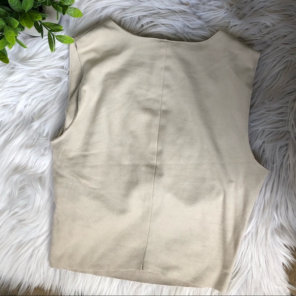 🟢3/$25 | Zara | faux suede like, super soft top - Picture 6 of 7